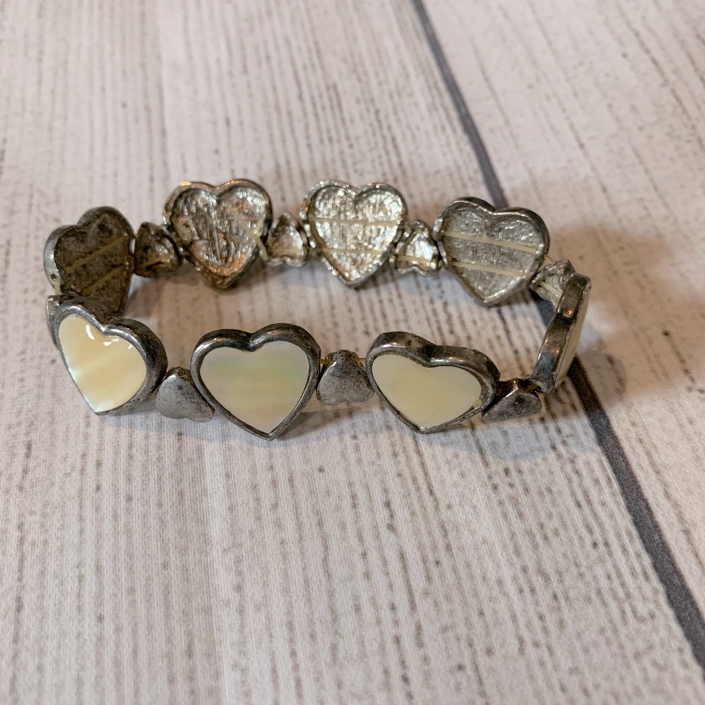 Silver Stretch Bracelet with Pearlescent Hearts